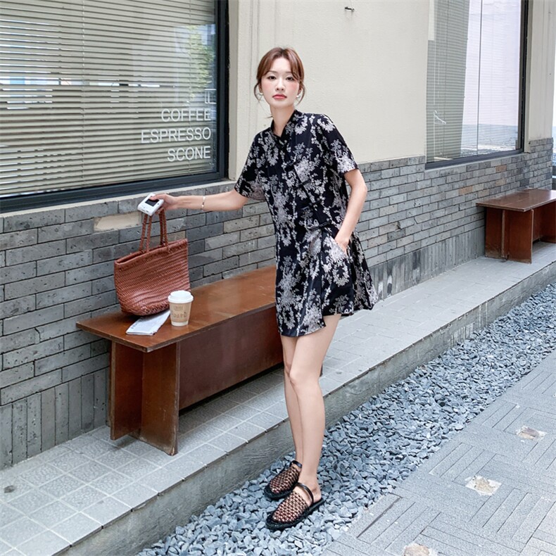 新中式国风印花盘扣上衣套装女2025年夏季新款百搭显瘦短裤两件套,女装套装/套裙,2C278