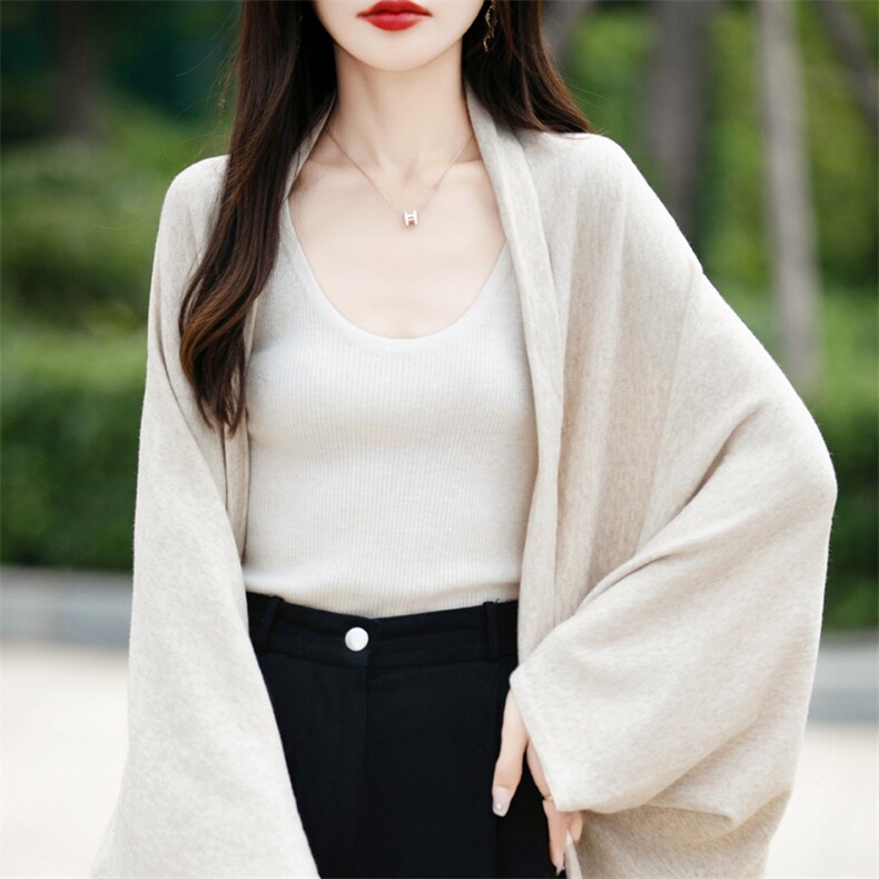 宽松慵懒斗篷披肩外搭女春秋冬高端针织开衫蝙蝠袖中长款毛衣外套图片