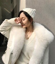 2021冬季新款时尚狐狸毛可拆卸加厚保暖皮草派克短外套，女装皮草，L·H·X