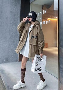 超爆兔毛里派克服图片