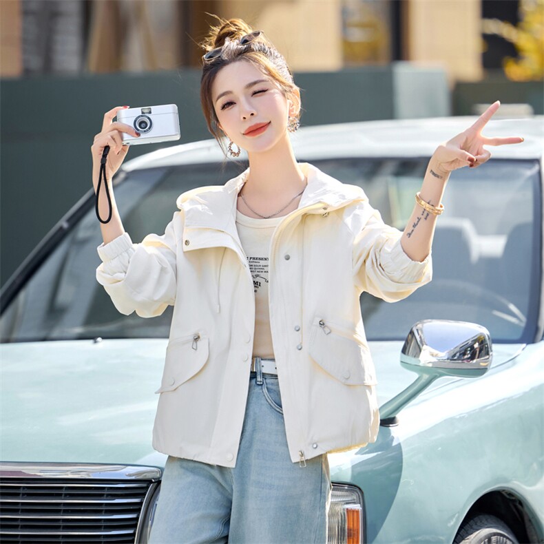 米白色时尚休闲短外套女2025春秋新款小个子宽松百搭连帽夹克上衣,女装风衣,靓星雨