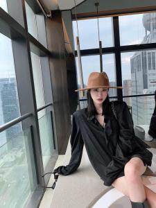 缎面衬衫，女装衬衫，last name