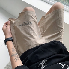 高品质夏款男冰丝褶皱短裤字母印花侧边分叉宽松短裤D108P30，男装牛仔裤，星座1013-1