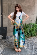文艺风油画印花阔腿背带裤女2025夏季新款气质慵懒风休闲显瘦裤子，女装连体裤，2C285