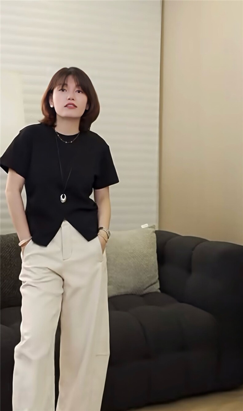 捏褶设计收腰修身前开叉设计显瘦圆领短袖T恤,女装T恤,湘姗