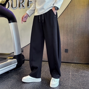 B340 K232 P55 88 店主风小伙风潮流痞帅弯刀休闲裤图片