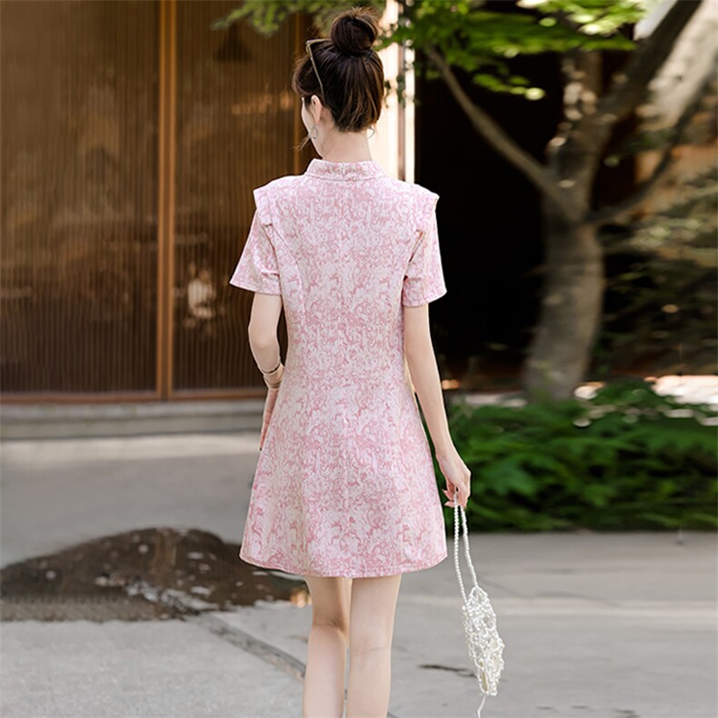 时尚复古新中式提花旗袍套装女夏盘扣立领短袖开叉上衣短裤两件套,女装套装/套裙,江南
