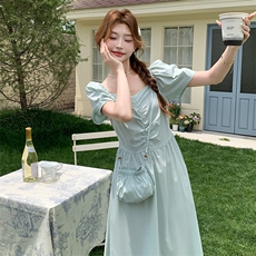 绿色