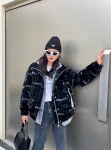 90绒:拼接牛仔图片
