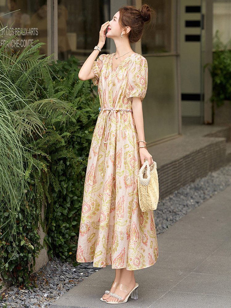 法式V领碎花连衣裙女2025夏新款波西米亚风优雅浪漫气质收腰长裙,女装连衣裙,魅丽静蓝