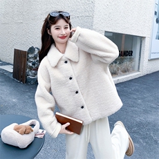 【新款】皮毛一体外套2C131-708-P195K288，女装短外套，2C131