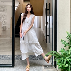 夏日系简约气质两件套女2025高级蕾丝刺绣花边无袖上衣休闲裤套装，女装套装/套裙，2C201