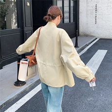 【秋款】卡其色设计感短外套2C212-G170-P165-K238，女装短外套，2C212