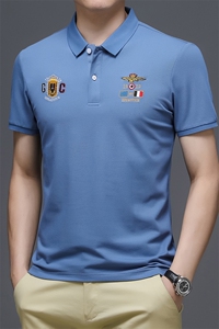2023夏季新品休闲系列中青年男士翻领宽松休闲时尚上衣短袖运动服图片