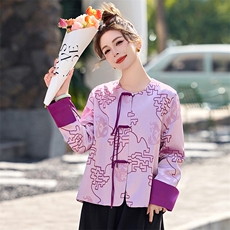 现货2025新款春装新中式G风盘扣提花复古洋气时尚显瘦短款外套女，女装短外套，伊仟回