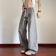 灰色