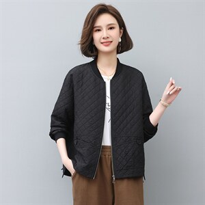 KARME MAJE妈妈短外套女春秋季新款时尚洋气休闲连帽菱格上衣薄款图片