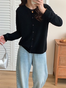 超细美丽诺羊毛圆领开衫图片