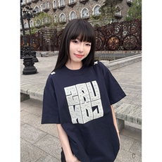 藏青色