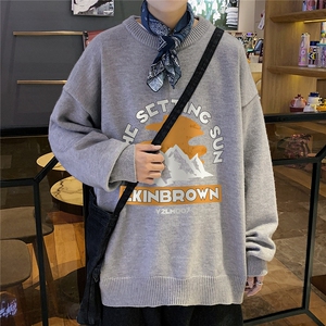 1港风圆领中性情侣潮流大码M-5XL印花加厚毛衣男7682P48加绒P55图片