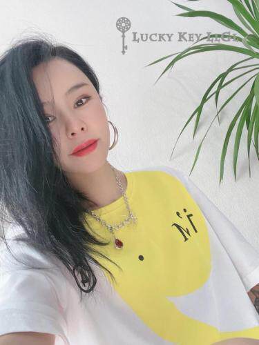 潮牌丅，女装，浪里个浪