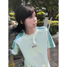 抖音得物品质二开240克宽松纯棉美式潮牌印花三条杠中性风短袖T恤，男装T恤，电商A486