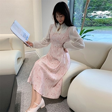 现货2024年春季女民族风盘扣领口修身显瘦网红法式连衣裙，女装连衣裙，煊芮熙