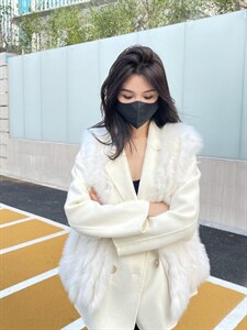 冬季新款两件套皮草羊绒外套图片