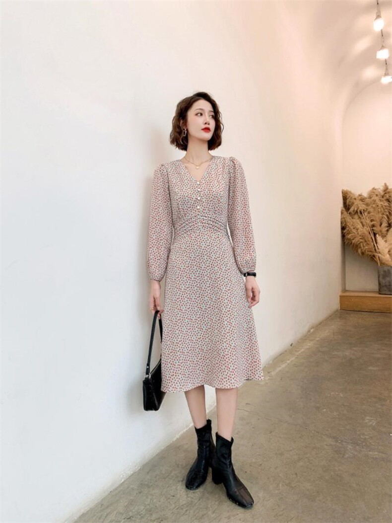 秋冬新款优雅修身中长款连衣裙女装，女装连衣裙，荷塘月色