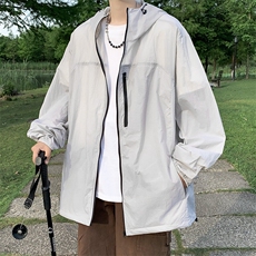 灰色