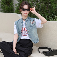 现货低价引流水洗做旧好牛仔刺绣马甲春季新中式盘扣立领马夹，女装马甲，江南女神
