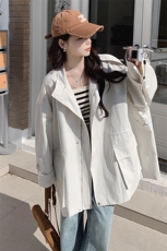 白色工装风衣外套女2025春季新款韩系高级感抽绳收腰休闲立领上衣，女装短外套，2C206