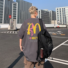 深灰色