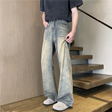 泥黄色