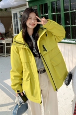 黄色连帽工装派克羽绒服女2025年冬季外套高级感韩系小个子白鸭绒，女装羽绒服，2C218