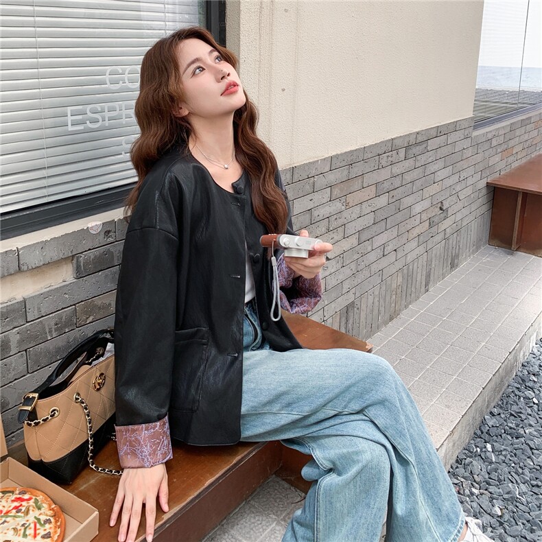 两面穿圆领花纹袖口拼接皮衣外套女秋季新款时尚气质休闲显瘦上衣,女装短外套,2C057