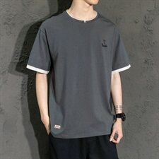 深灰色