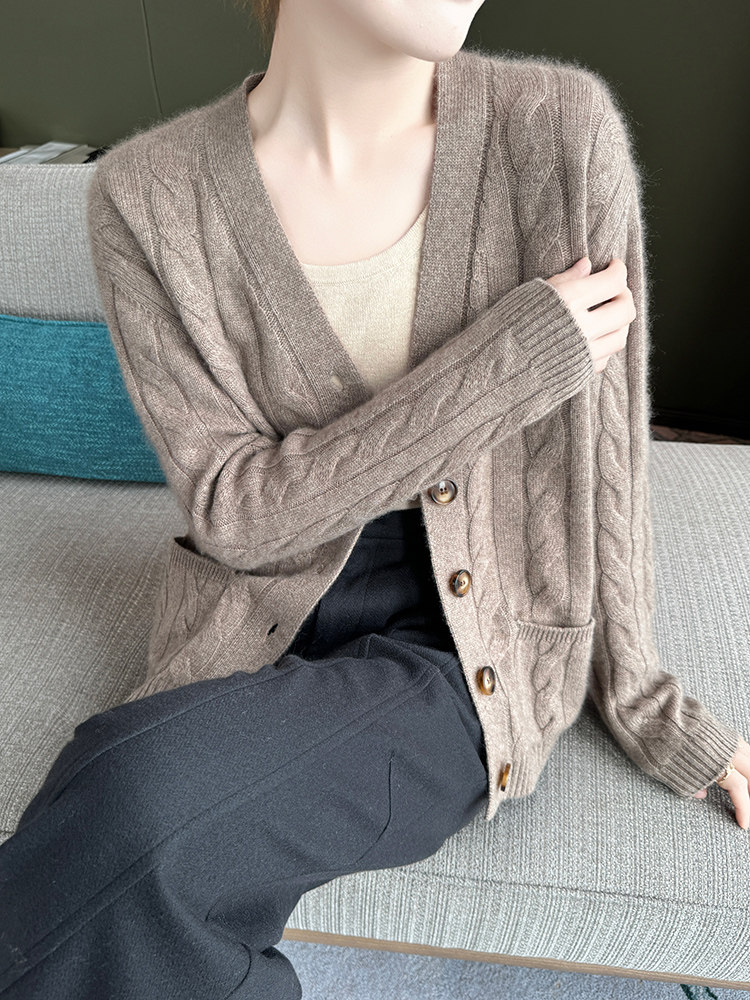 新款时尚百搭简约开衫V领纯色长袖针织羊绒衫女宽松显瘦上衣羊毛,针织衫/毛衣,暖绒情旗舰店
