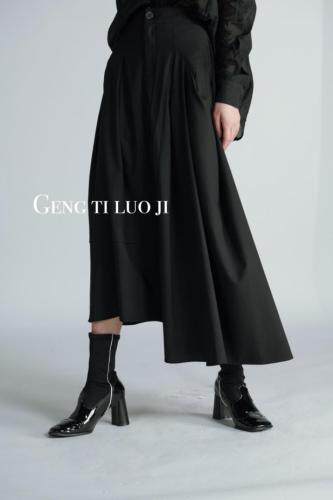 【现货】一款特别有设计感的半身裙，里面是裤子穿法，外面是裙子，女装半身裙，更替落集