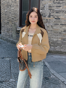 秋季新款拼接冲锋衣短款外套女士休闲百搭显瘦小个子上衣薄款开衫图片