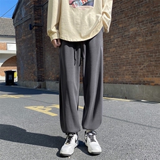 灰色