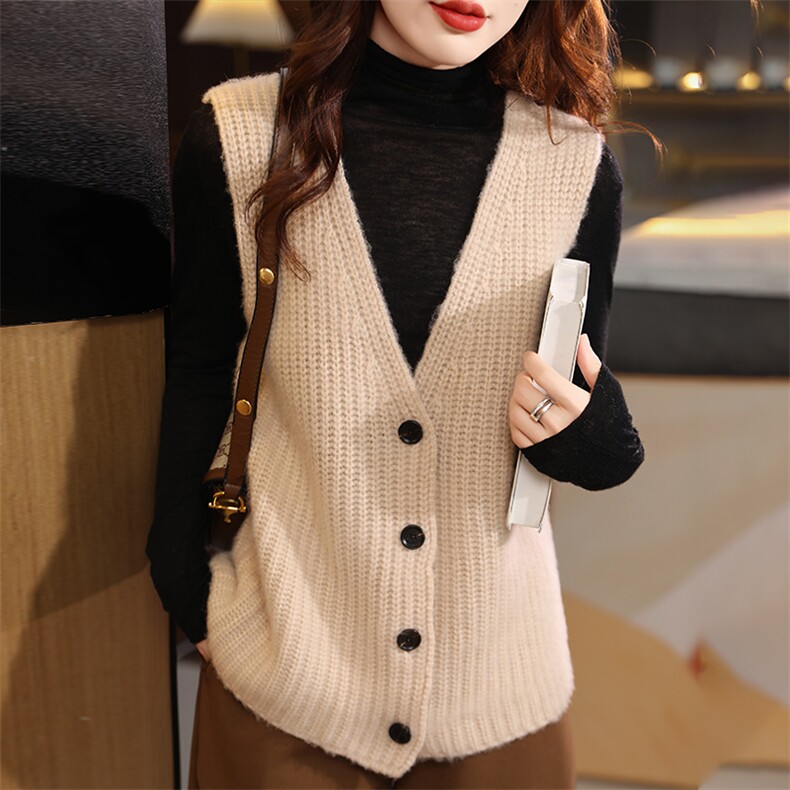 2024秋季新款V领单排扣无袖纯色马甲休闲百搭，女装马甲，美雪羊绒