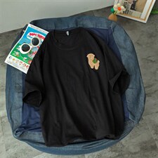 黑色