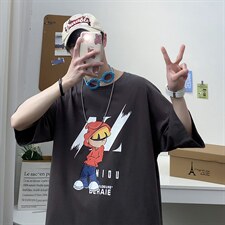 黑色