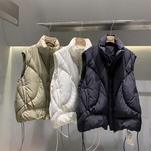 羽绒服陆续上新图片