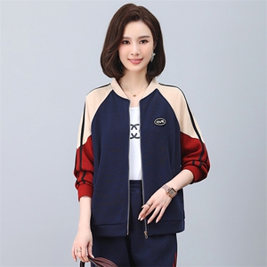 短款外套女2023年春秋新款小个子棒球服中年妈妈大码休闲夹克上衣