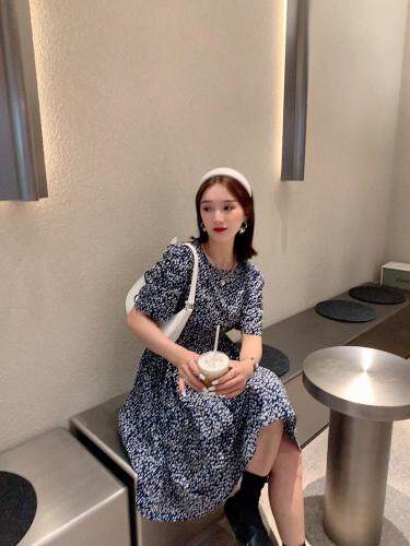 夏季新款韩版小房子图案连衣裙，女装连衣裙，红头发儿