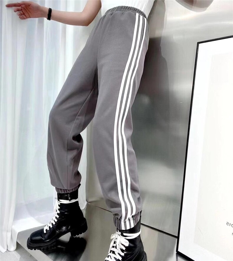 灰色运动裤女宽松束脚2021早秋新款休闲卫裤显瘦，女装休闲裤，南门村口 8090