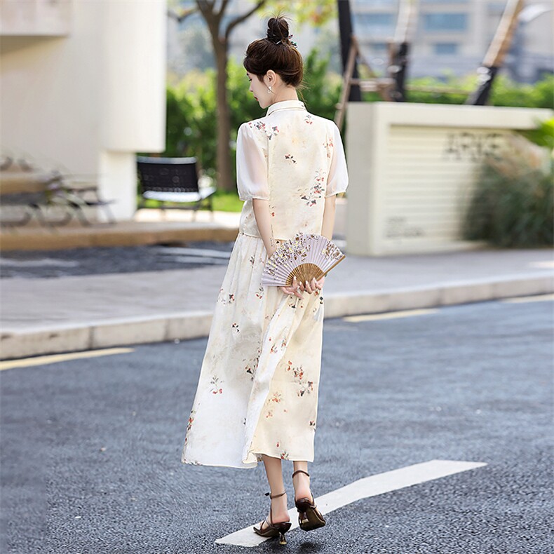 新款2024年夏季时尚新中式提花盘扣半身裙两件套,女装套装/套裙,蓝诺裳