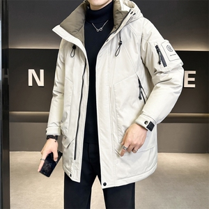 8879 P240冬季羽绒服新品男士冲风衣连帽长款 卷后控328图片